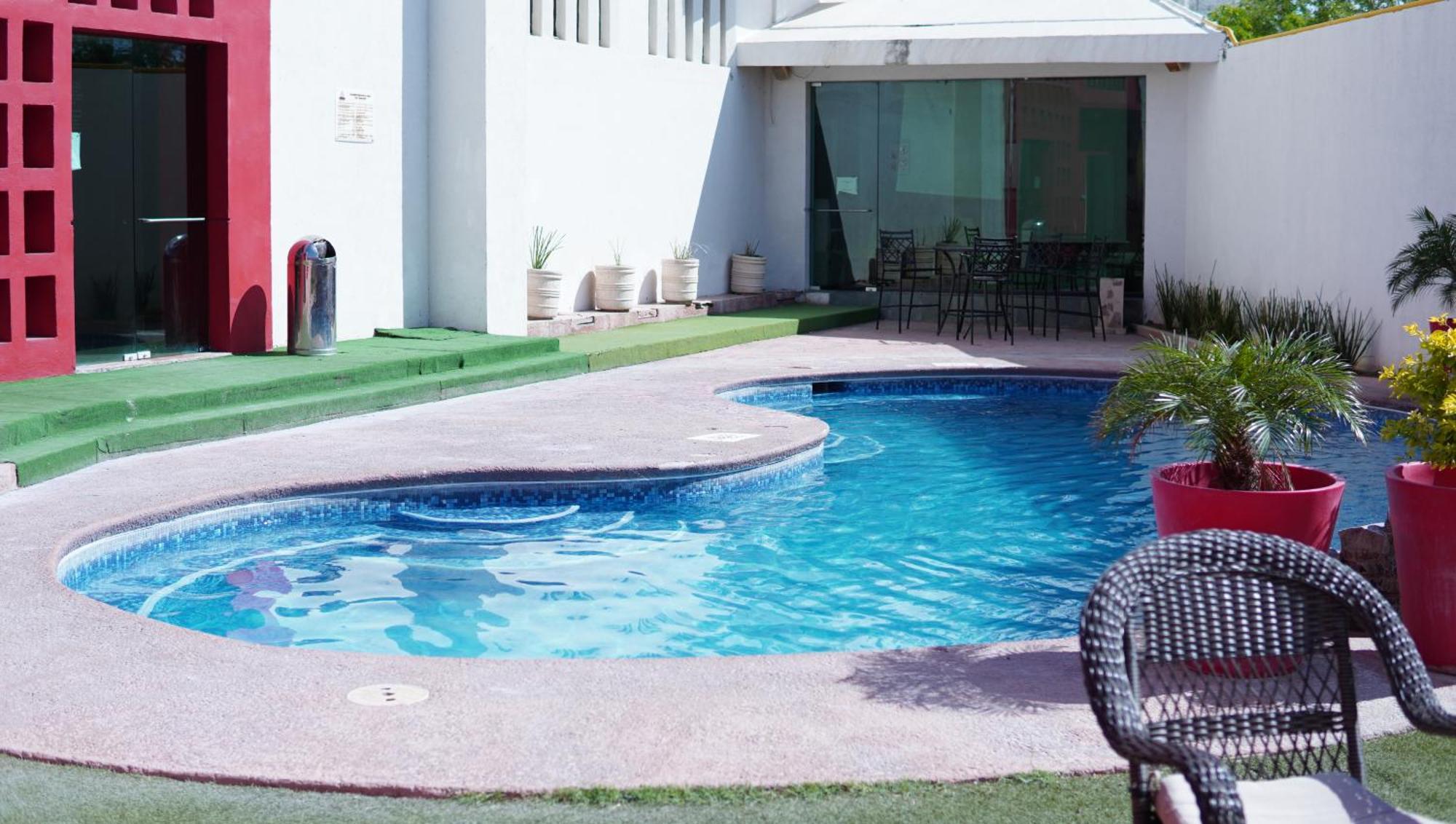 Hotel Colon Plaza Business Class Nuevo Laredo Exterior foto